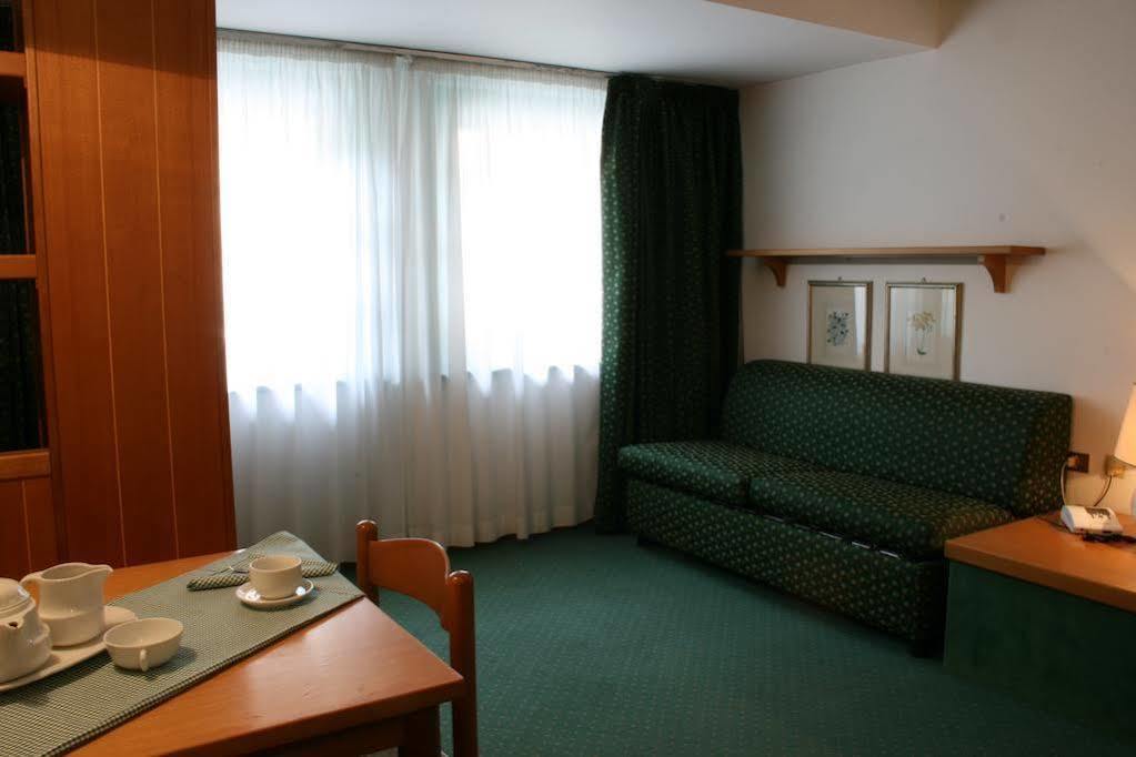 Residence Hotel Sport Campiglio Madonna Dış mekan fotoğraf
